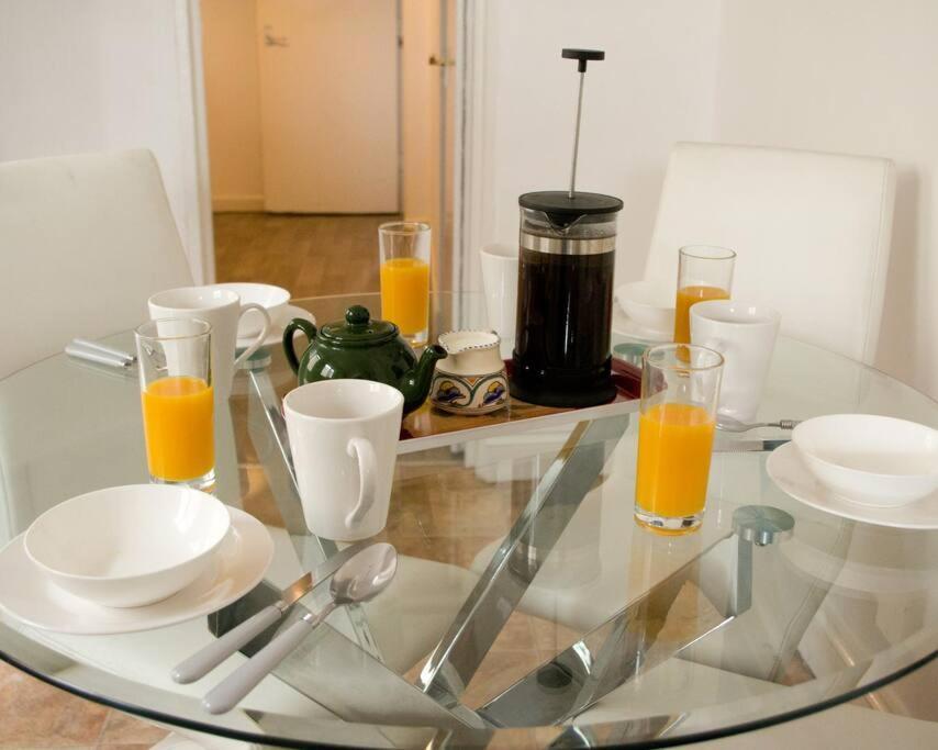 City Centre 4 Bedroom House 윈체스터 외부 사진